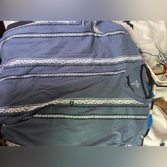 Hollister shirts - Picture 5 of 6